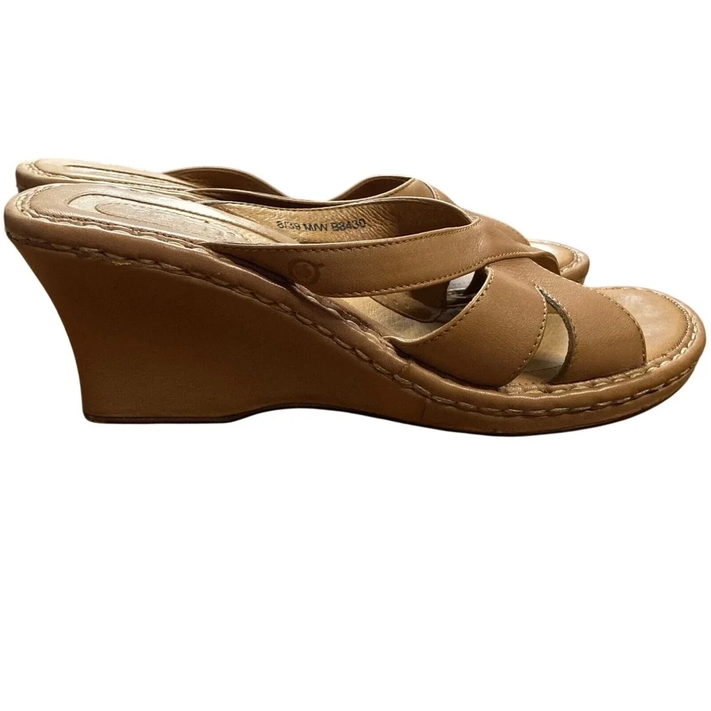 Born Wedge Sandal Womens 8 Tan Brown Leather Slip On 3 inch Heel Slide B8430